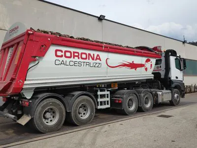 SR2526 due assi gemellati Drago Ribaltabili 8